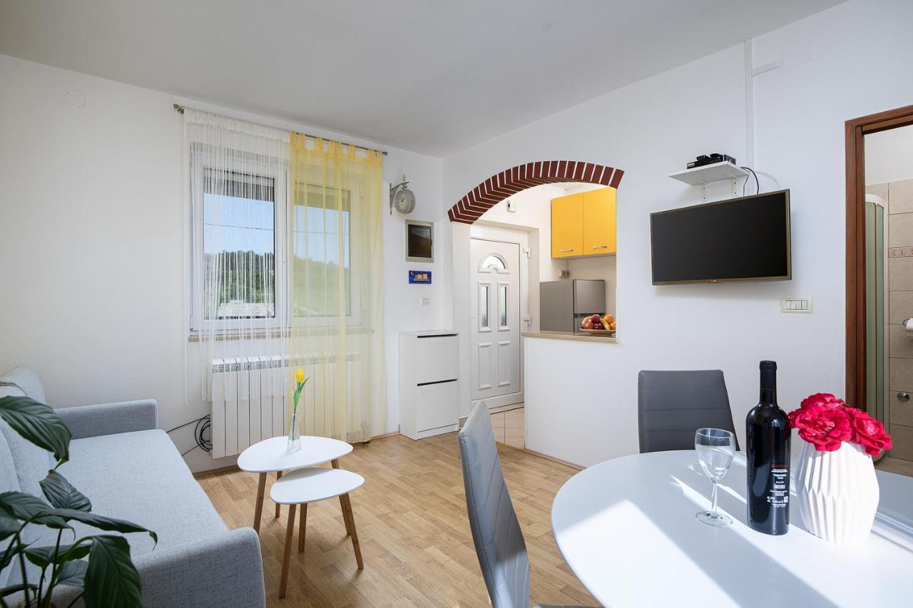 Pula Istria Apartments 外观 照片
